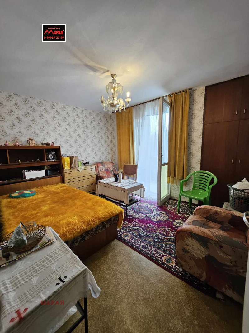 Продава КЪЩА в област Русе, с. Червена вода - 180 кв.м / При запитване, МАРАЯ