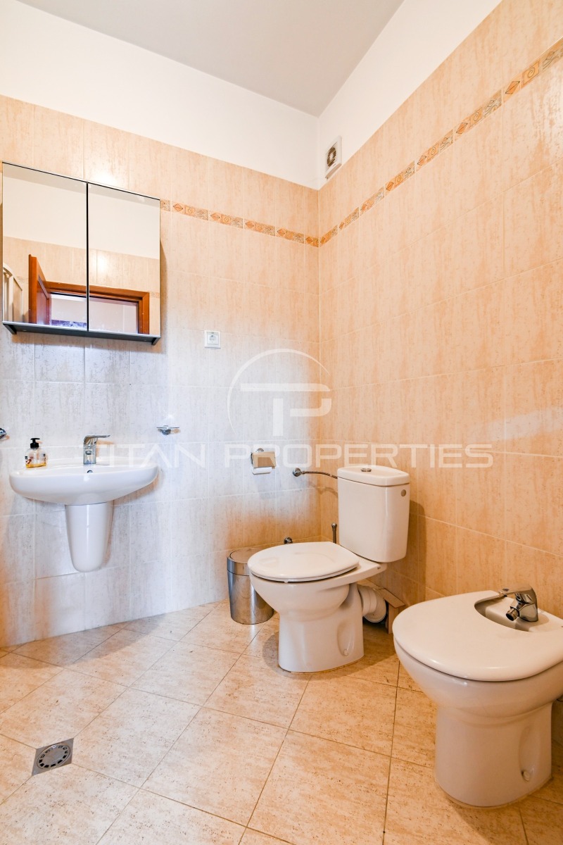 De vânzare  2 dormitoare Sofia , Vitoșa , 147 mp | 31494478 - imagine [9]