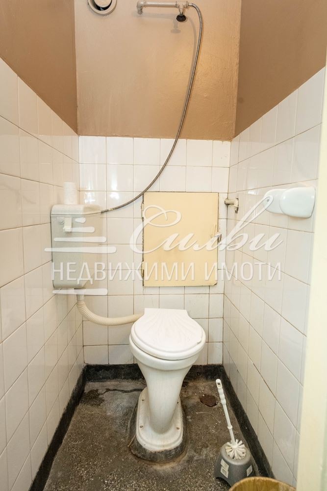 Продава  3-стаен град Шумен , Болницата , 98 кв.м | 97975142 - изображение [15]