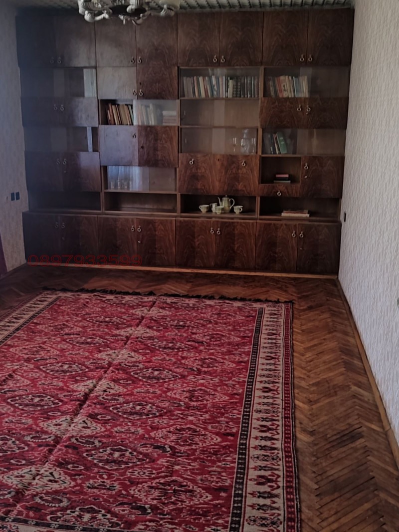 Till salu  2 sovrum Targovistje , Centar , 133 kvm | 39260116 - bild [16]