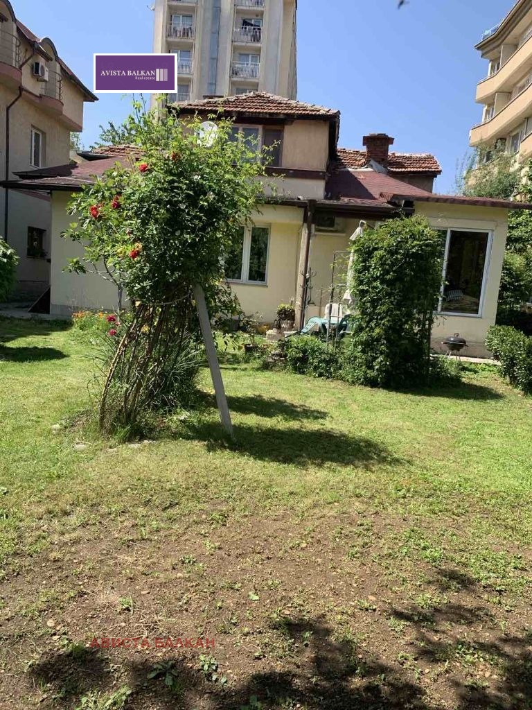 Продава КЪЩА, гр. София, Красно село, снимка 1 - Къщи - 53732610