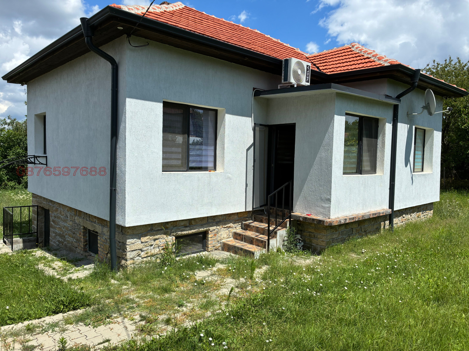 Продава КЪЩА, с. Ново село, област Велико Търново, снимка 2 - Къщи - 55412096