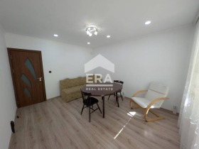 2 bedroom 5-ti polk, Shumen