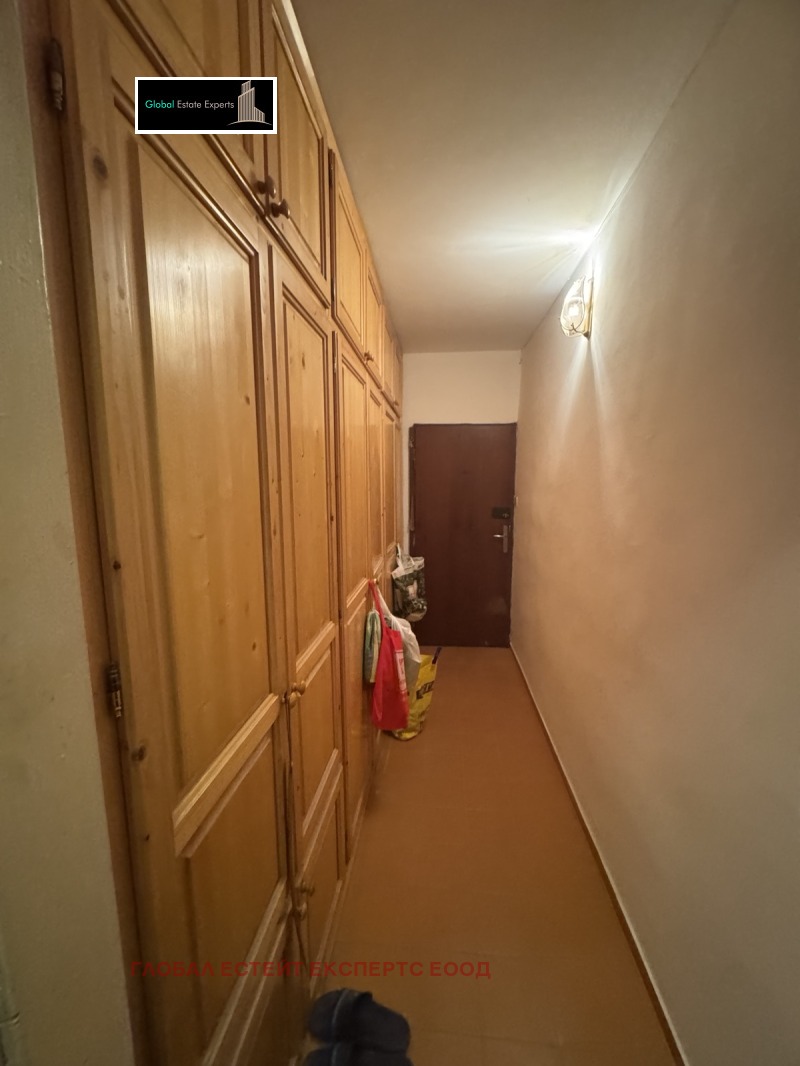 Продава  2-стаен град София , Младост 3 , 74 кв.м | 27492290