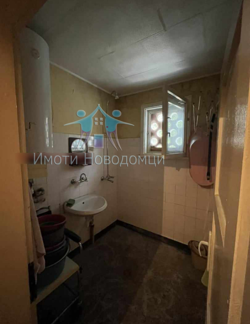 Продава 3-СТАЕН, гр. Шумен, Тракия, снимка 4 - Aпартаменти - 49342423