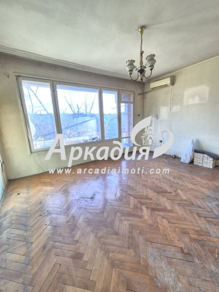Продава 3-СТАЕН, гр. Пловдив, Христо Смирненски, снимка 2 - Апартаменти - 52378584