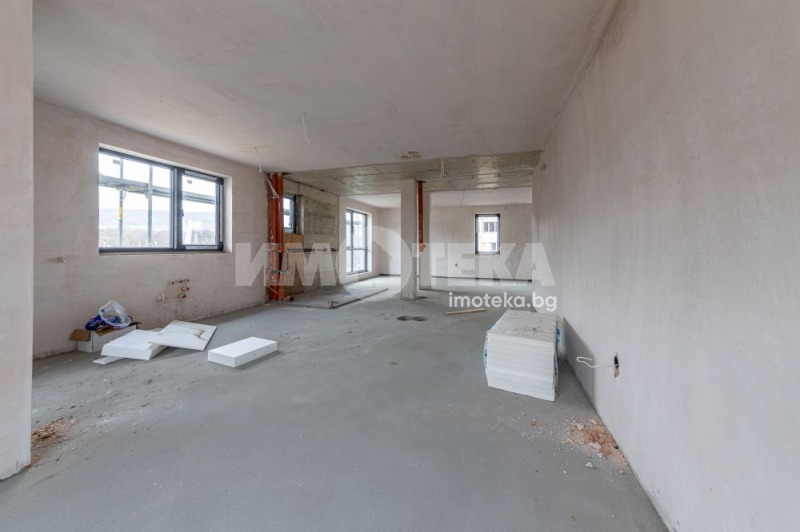 Продава 3-СТАЕН, гр. Варна, к.к. Св.Св. Константин и Елена, снимка 3 - Апартаменти - 52722495