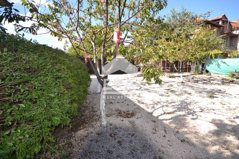 Продава КЪЩА, гр. Хасково, Република, снимка 7 - Къщи - 53704089