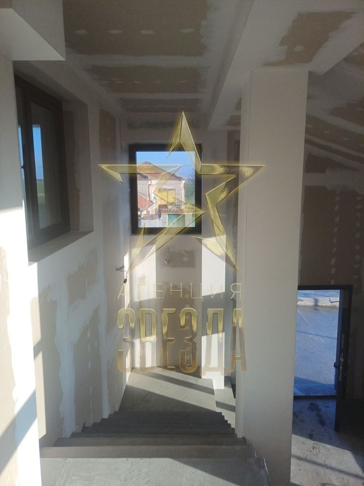 Продава КЪЩА, с. Манолско Конаре, област Пловдив, снимка 3 - Къщи - 53121532