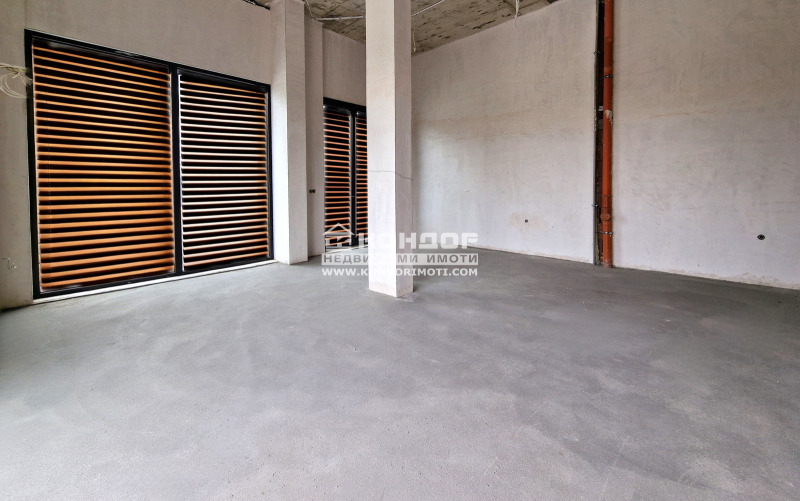 Te koop  Winkel Plovdiv , Christo Smirnenski , 131 m² | 96377576 - afbeelding [2]