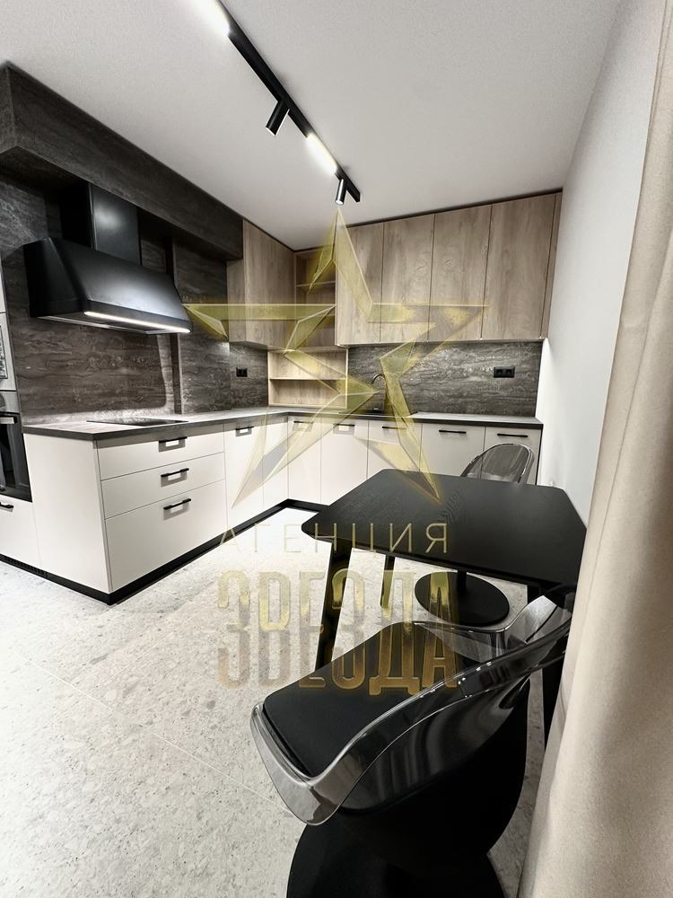 À vendre  Studio Plovdiv , Hristo Smirnenski , 55 m² | 51906505