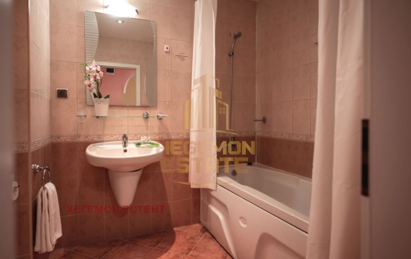 Na sprzedaż  1 sypialnia Warna , k.k. Zlatni pjasaci , 90 mkw | 31847090 - obraz [5]