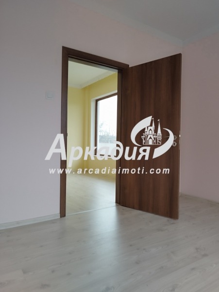 Продава 3-СТАЕН, гр. Пловдив, Тракия, снимка 2 - Aпартаменти - 46855580