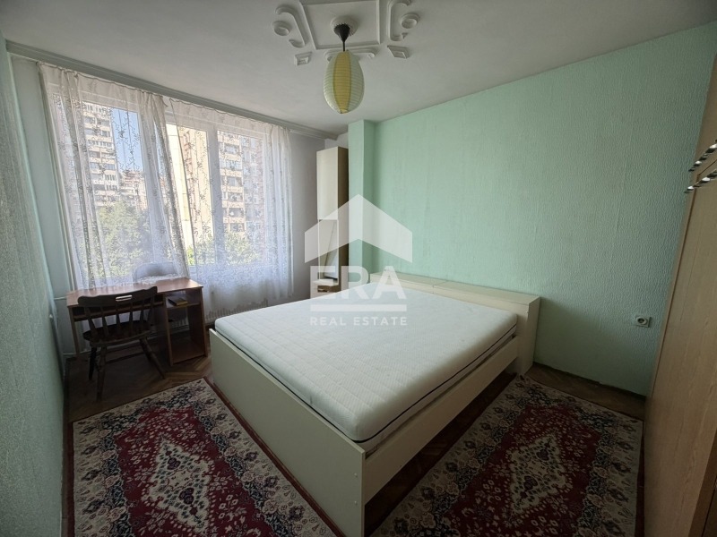 Продава 3-СТАЕН, гр. Велико Търново, Колю Фичето, снимка 2 - Апартаменти - 55812200