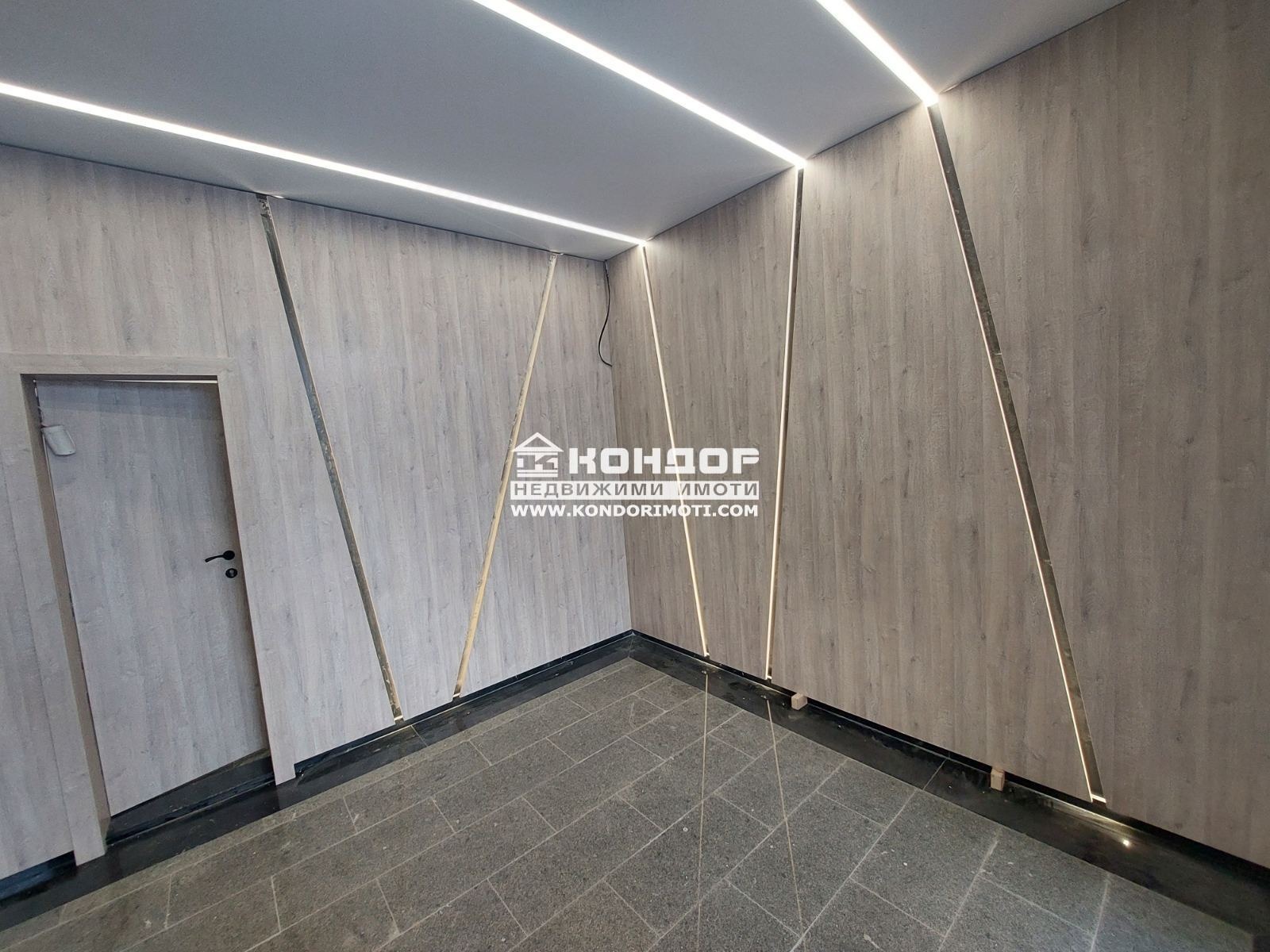 Продава 2-СТАЕН, гр. Пловдив, Остромила, снимка 2 - Апартаменти - 52935885