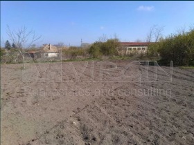 Продажба на имоти в с. Сенокос, област Добрич - изображение 4 