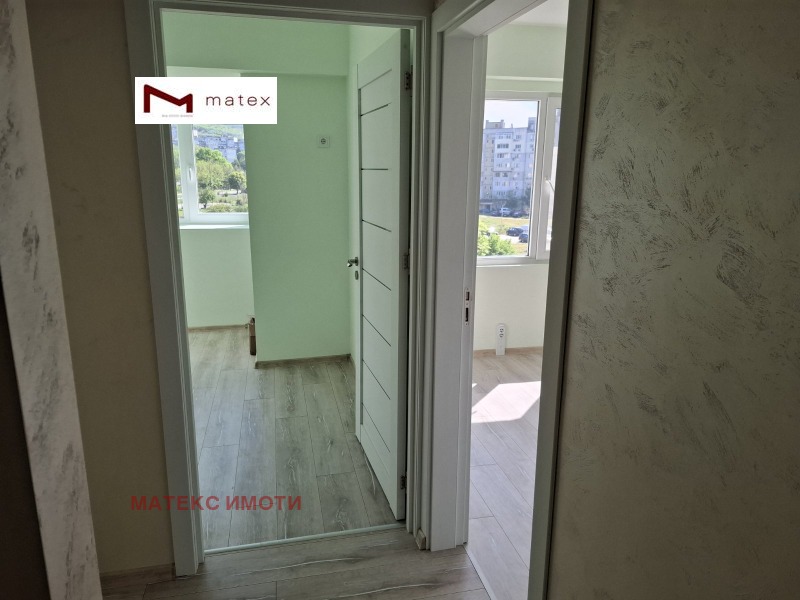 Te koop  1 slaapkamer Varna , Vladislav Varnentsjik 1 , 68 m² | 93900201 - afbeelding [11]