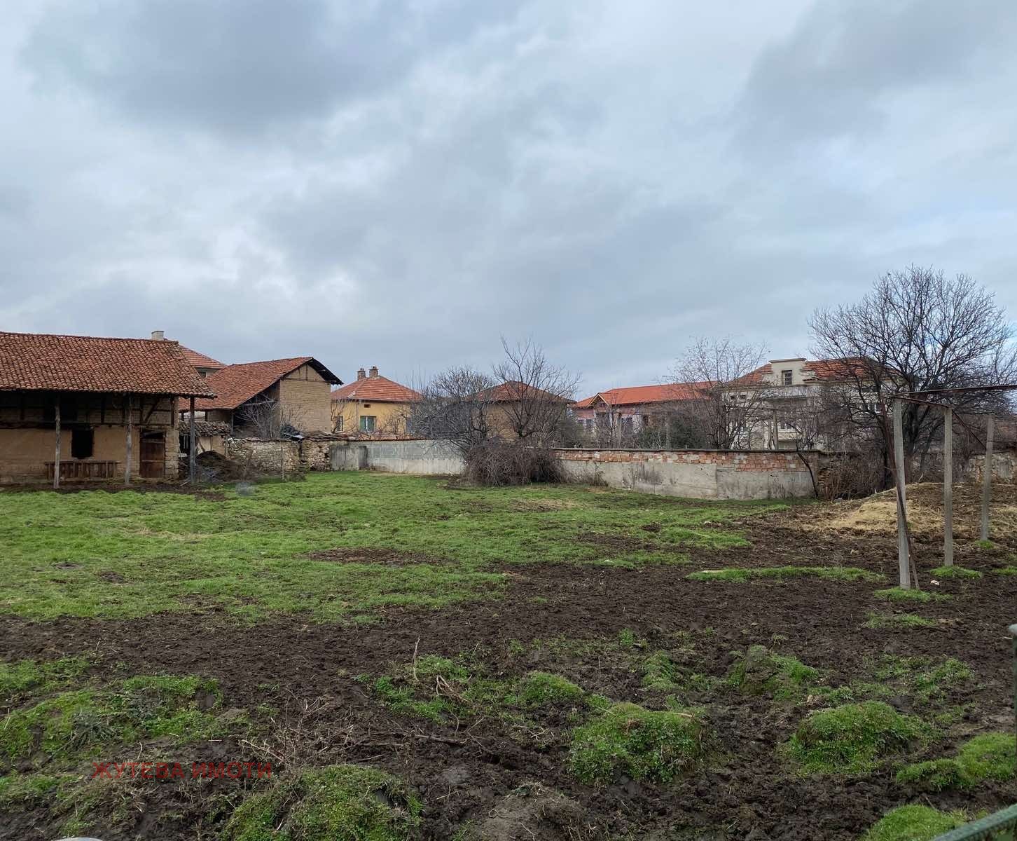Продава ПАРЦЕЛ, с. Каравелово, област Пловдив