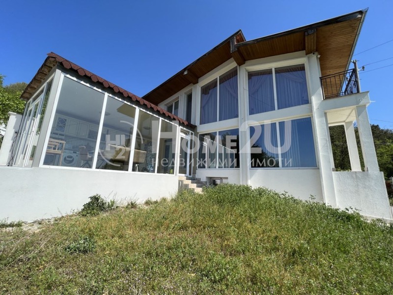 Продава КЪЩА в град Варна, м-т Акчелар - 160 кв.м / 466 200 € » 911 807.95 лв., HOME2U