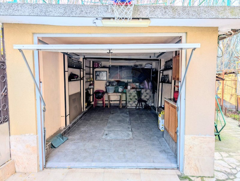 Продава ЕТАЖ ОТ КЪЩА, гр. Варна, Аспарухово, снимка 15 - Етаж от къща - 52533932