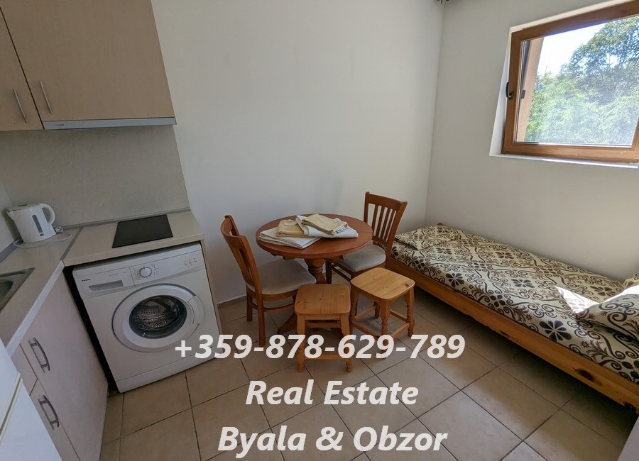 Продава 1-СТАЕН, гр. Бяла, област Варна, снимка 8 - Апартаменти - 54921800