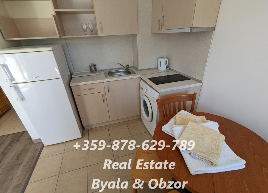 Продава 1-СТАЕН, гр. Бяла, област Варна, снимка 7 - Апартаменти - 54921800