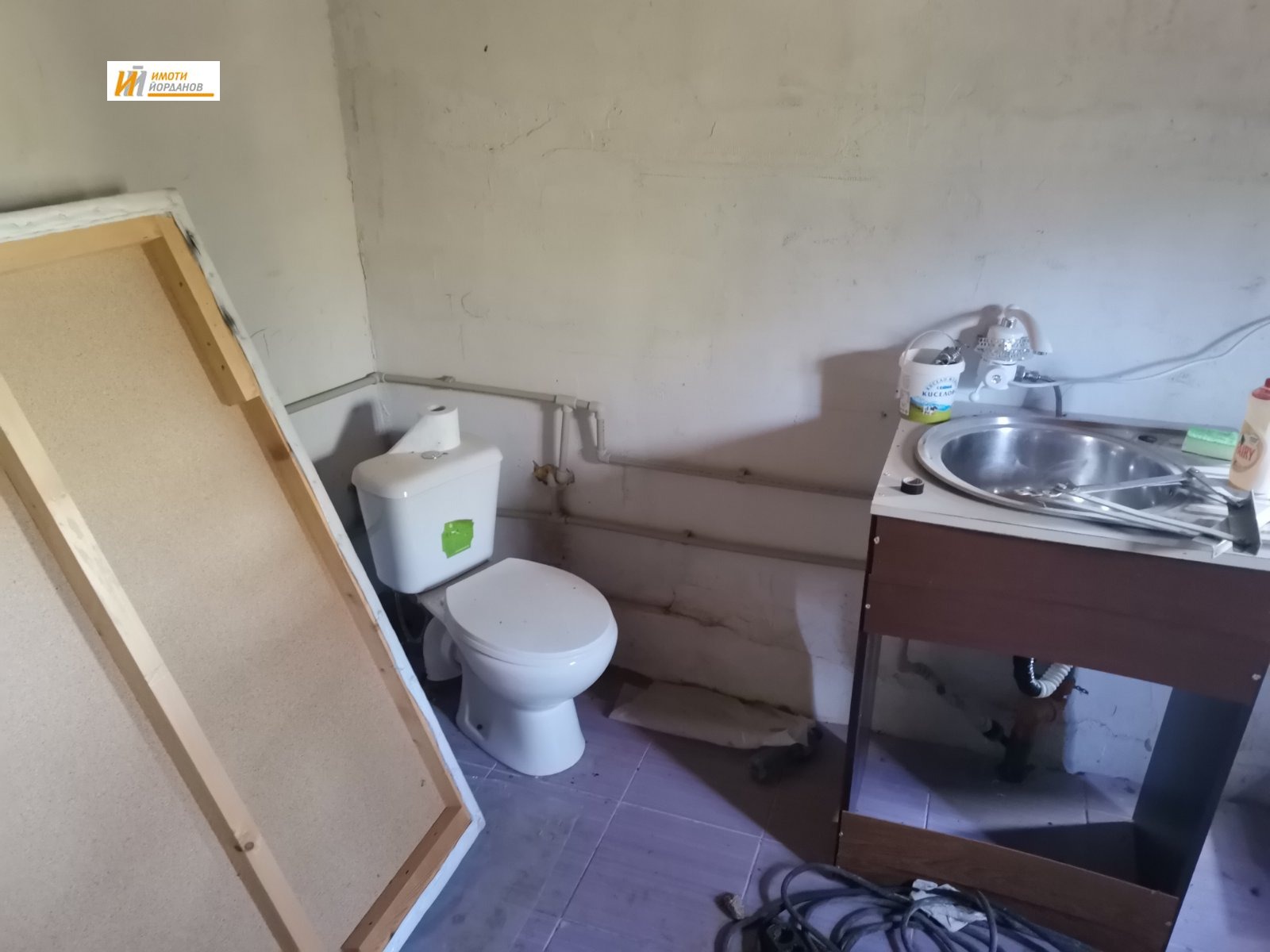 Продава КЪЩА, с. Бадевци, област Велико Търново, снимка 10 - Къщи - 53969590