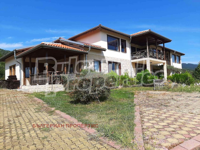 Продава КЪЩА в област Габрово, с. Кръвеник - 813 кв.м / 1 000 000 € » 1 955 830.00 лв., БЪЛГЕРИАН ПРОПЕРТИС