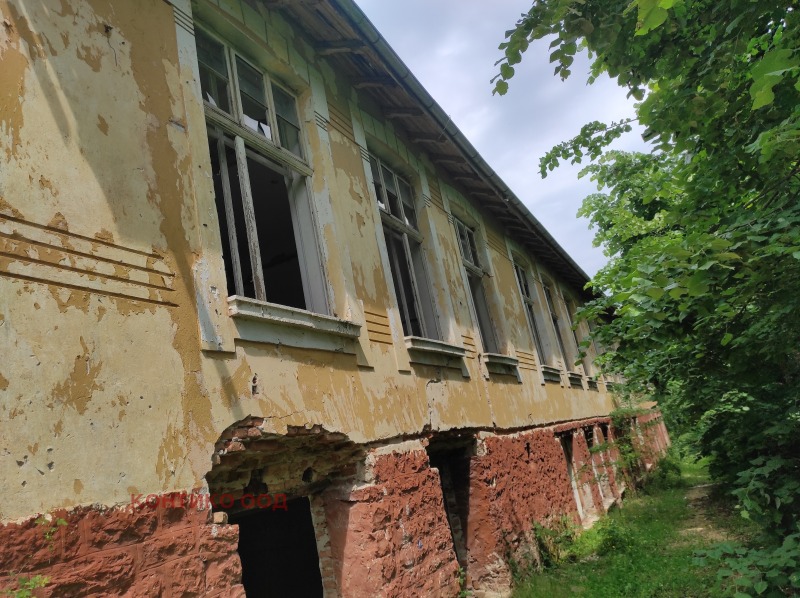 Продава ДЕТСКИ ЦЕНТЪР в област Ловеч, с. Карлуково - 797 кв.м / 350 000 € » 684 540.50 лв., КОНТИКО ОАНИТ