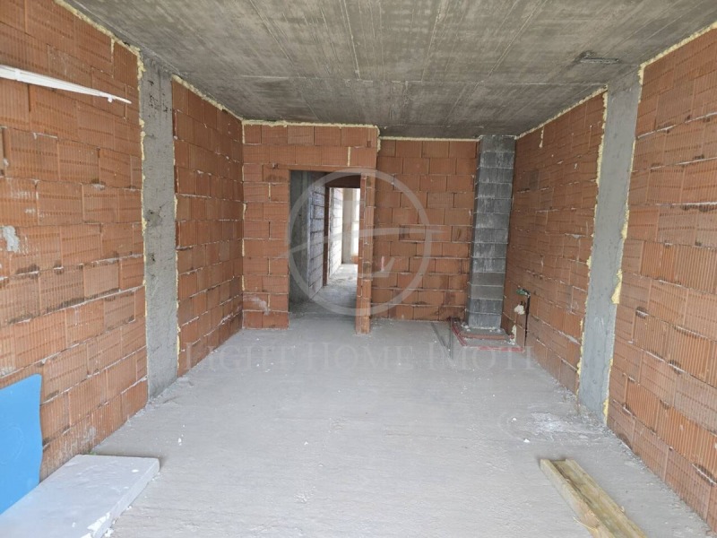 Til salg  1 soveværelse Plovdiv , Yuzhen , 75 kvm | 21392291 - billede [2]