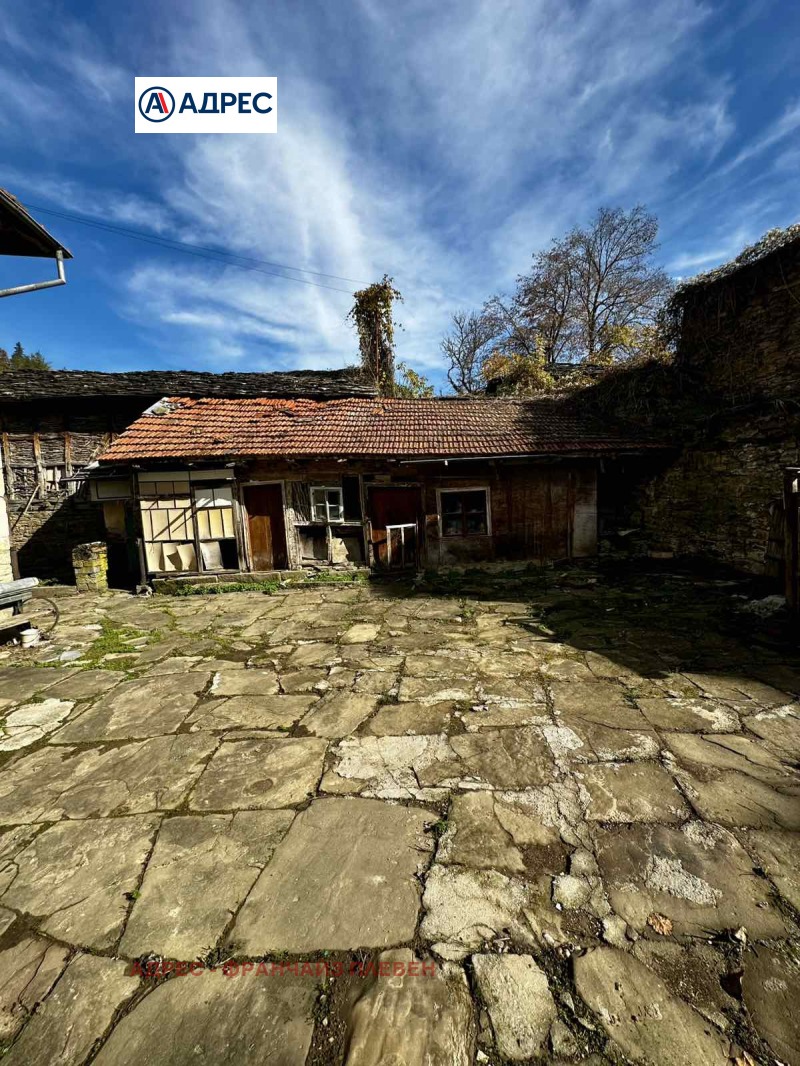 Продава КЪЩА, с. Дълбок дол, област Ловеч, снимка 6 - Къщи - 52600063