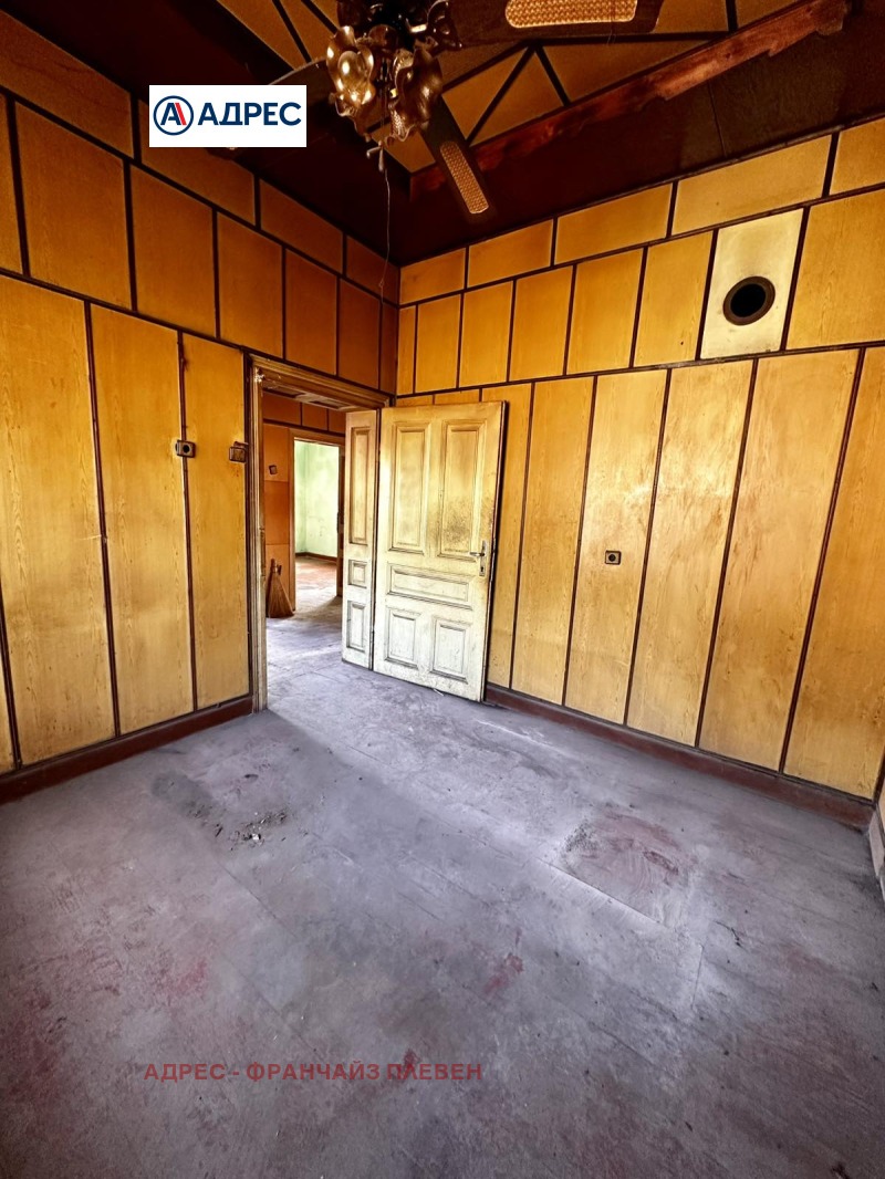 Продава КЪЩА, с. Дълбок дол, област Ловеч, снимка 10 - Къщи - 52600063