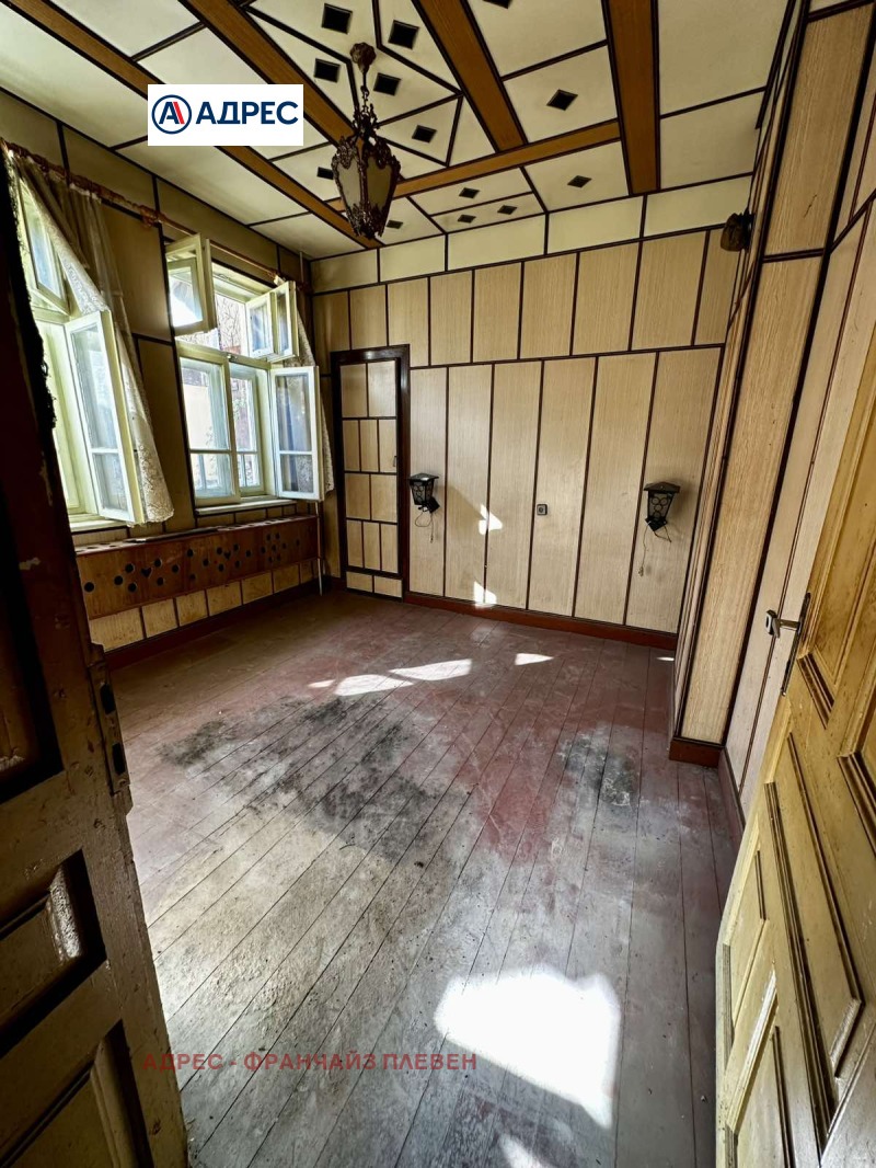 Продава КЪЩА, с. Дълбок дол, област Ловеч, снимка 12 - Къщи - 52600063