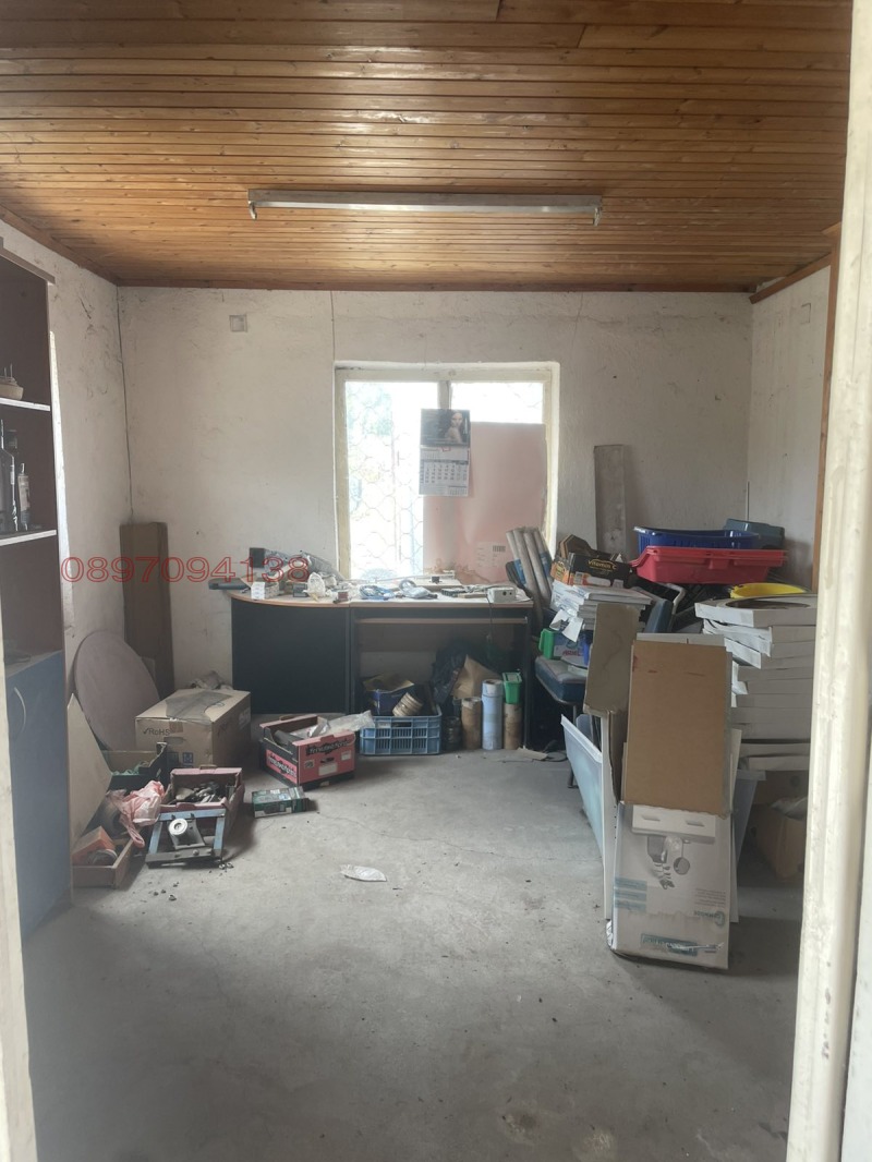 Продава  Пром. помещение област Пловдив , с. Труд , 279 кв.м | 98616842 - изображение [4]
