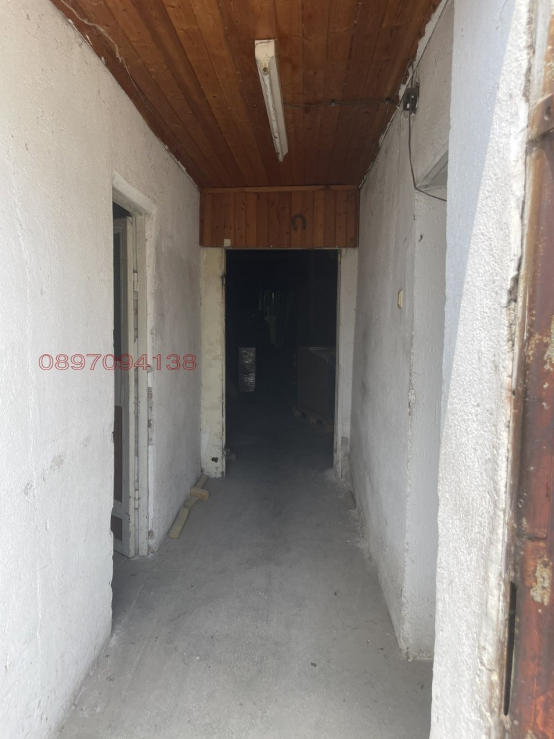 Продава  Пром. помещение област Пловдив , с. Труд , 279 кв.м | 98616842 - изображение [2]