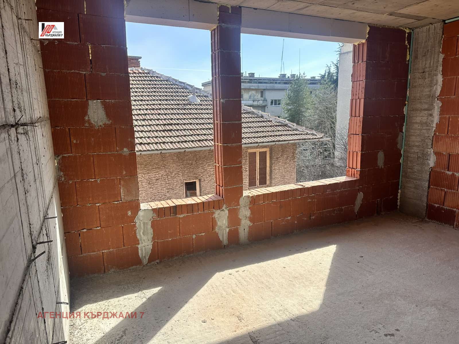 Продава 3-СТАЕН, гр. Кърджали, Студен кладенец, снимка 9 - Апартаменти - 53812679