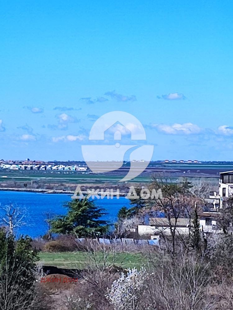 Na sprzedaż  1 sypialnia region Burgas , Pomorie , 62 mkw | 33734459