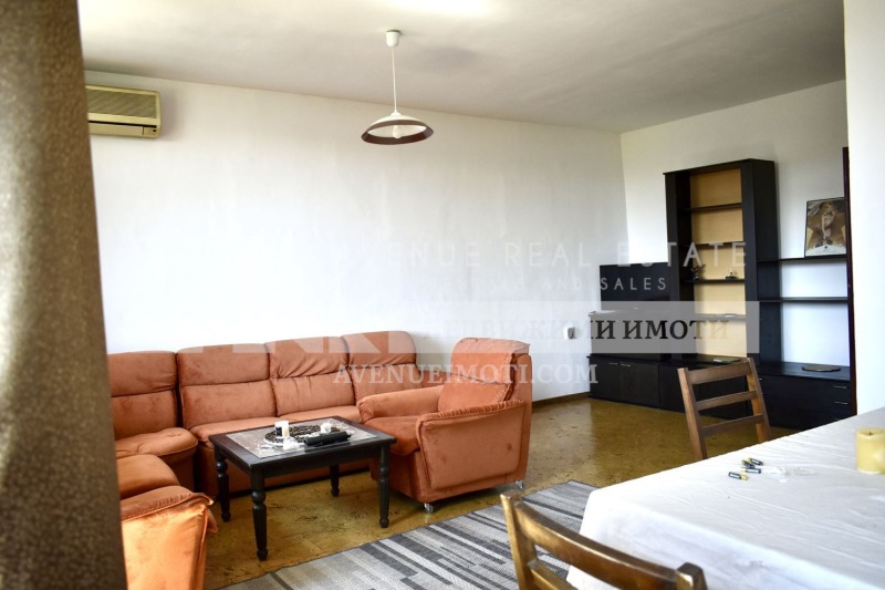 Продава  3-стаен, град Пловдив, Център •  190 000 € • ID 82732840 — holmes.bg - [1] 