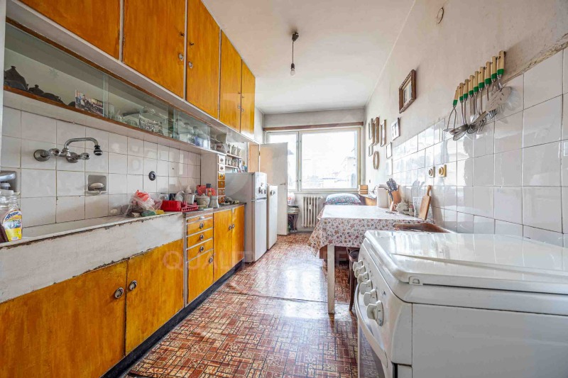 Продава 3-СТАЕН, гр. София, Хиподрума, снимка 4 - Апартаменти - 53184963