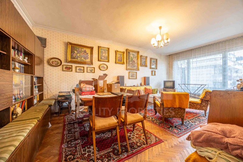 Продава 3-СТАЕН, гр. София, Хиподрума, снимка 3 - Апартаменти - 53184963