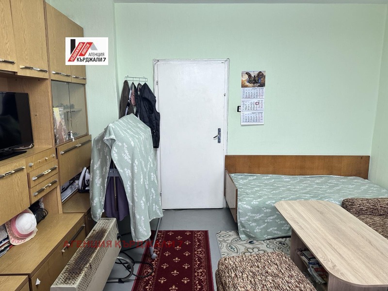 Na sprzedaż  3+ sypialni Kardżali , Centar , 100 mkw | 57127494 - obraz [4]