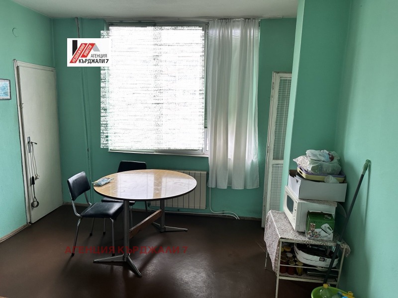 Na sprzedaż  3+ sypialni Kardżali , Centar , 100 mkw | 57127494 - obraz [6]