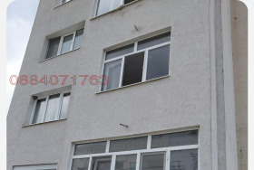 Продава  3-стаен, гр. Момчилград