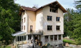 House Apriltsi, region Lovech 6