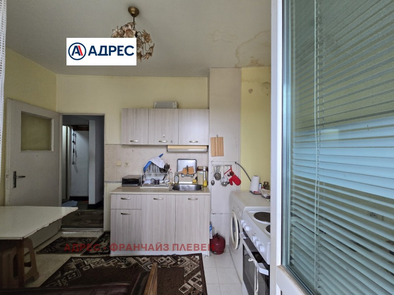 Продава 2-СТАЕН, гр. Плевен, Сторгозия, снимка 4 - Апартаменти - 52934100