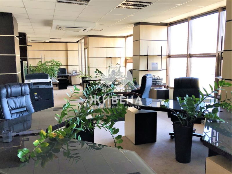 Продава ОФИС, град Варна, Спортна зала • 1435000 € / 2806616.05 лв. • 21519507 1