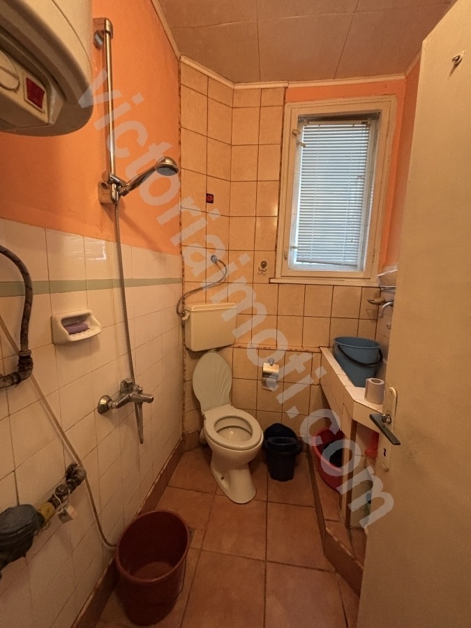 Продава ОФИС, гр. Велико Търново, Център, снимка 6 - Офиси - 53702236