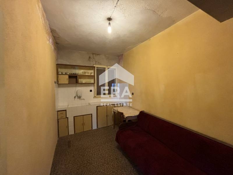 En venta  Piso de la casa Jaskovo , Kuba , 96 metros cuadrados | 73828385 - imagen [4]