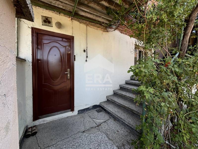 En venta  Piso de la casa Jaskovo , Kuba , 96 metros cuadrados | 73828385 - imagen [10]