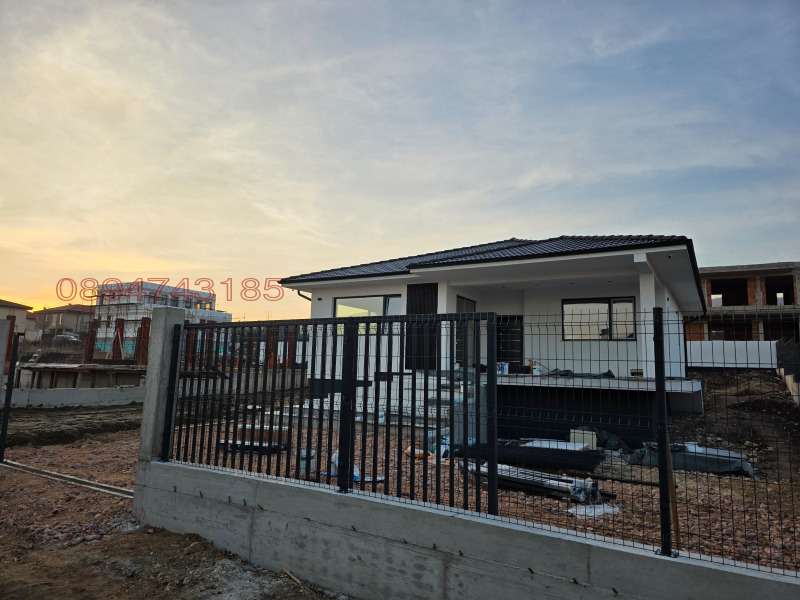 Продава КЪЩА, с. Белащица, област Пловдив, снимка 15 - Къщи - 52566001